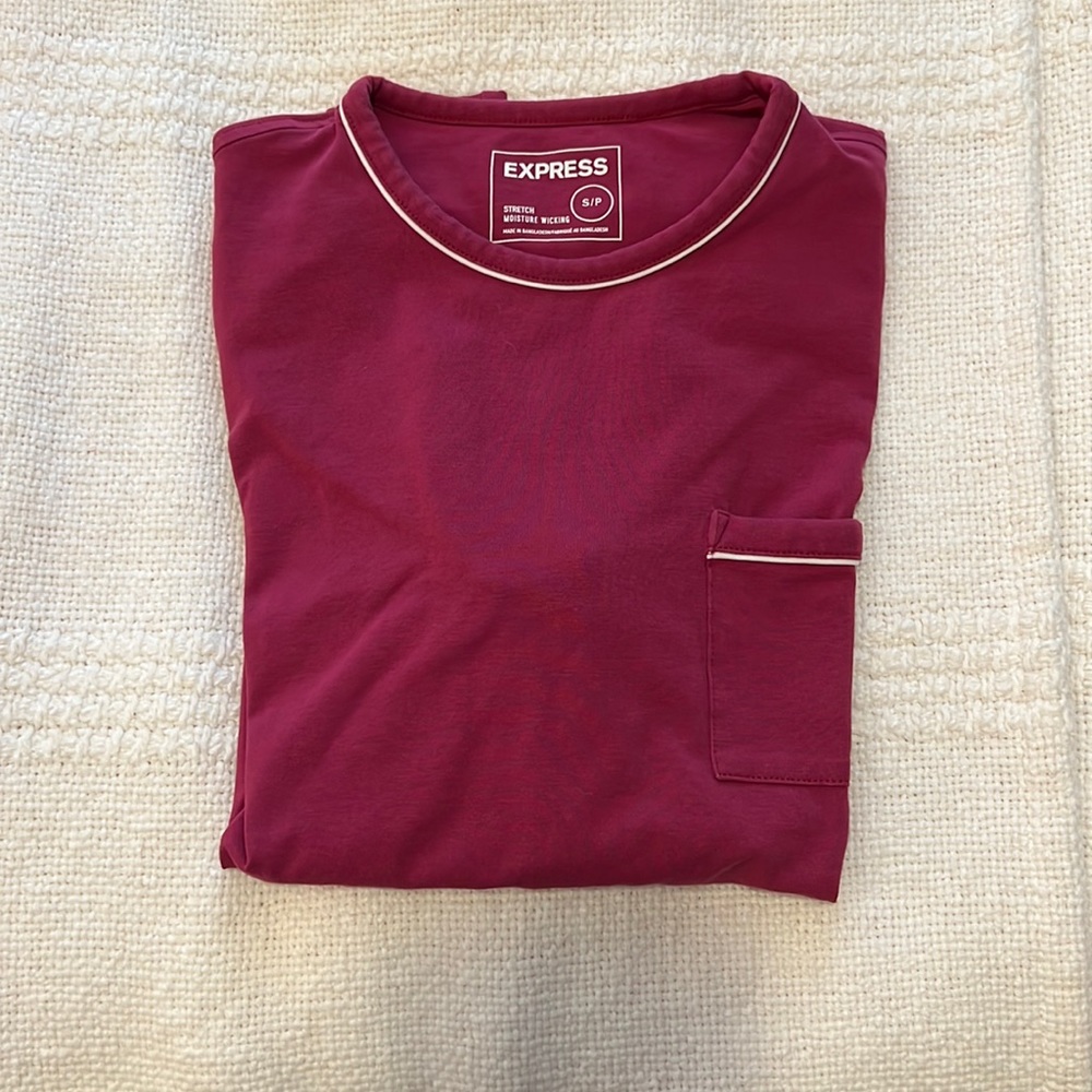 Men’s Express t shirt Small